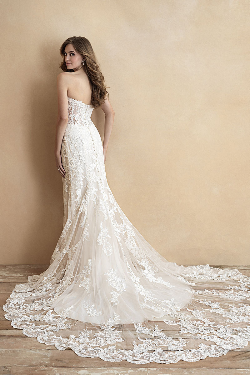 3307 Allure Romacne sheath silhouette wedding dress