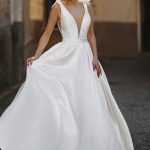 Sweet and Playful Wedding Dress. E173 'Molly' Abella