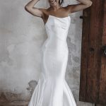 Minimalist Silhouette Wedding Dress