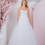 G255 unique ballgown a beaded sweetheart bodice and a full tulle skirt