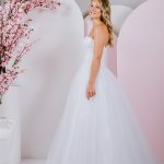 G255 unique ballgown a beaded sweetheart bodice and a full tulle skirt