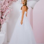 G262 lace and tulle ballgown with sweetheart neckline