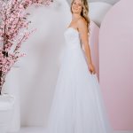 G275A Corset fitted bodice with white pearls and full tulle skirt