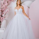 G285 gorgeous tulle A-line gown features a beautiful lace v neck bodice