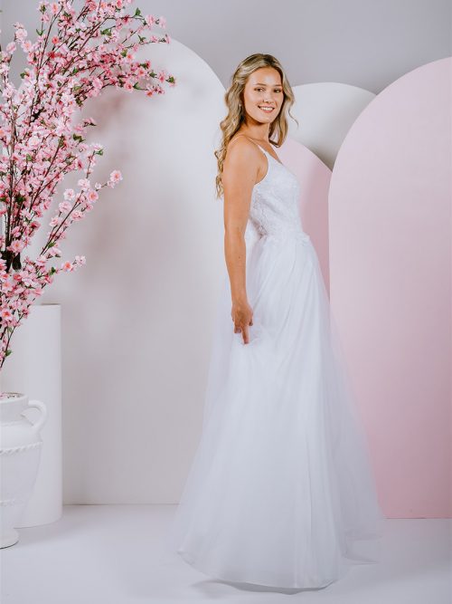 G303L LINED Elegant soft tulle skirt with delightful lace and straps