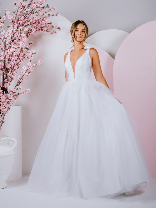 G304 Beautiful silhouette gown deep v neckline with tulle skirt