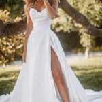 E409 Abella Wedding Dress – Elegant & Timeless Bridal Gown