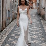 E455 Abella Wedding Dress – Elegant & Timeless Bridal Gown