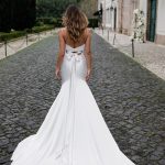 E455 Abella Wedding Dress – Elegant & Timeless Bridal Gown