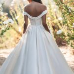 R3705 Mikado bridal ballgown